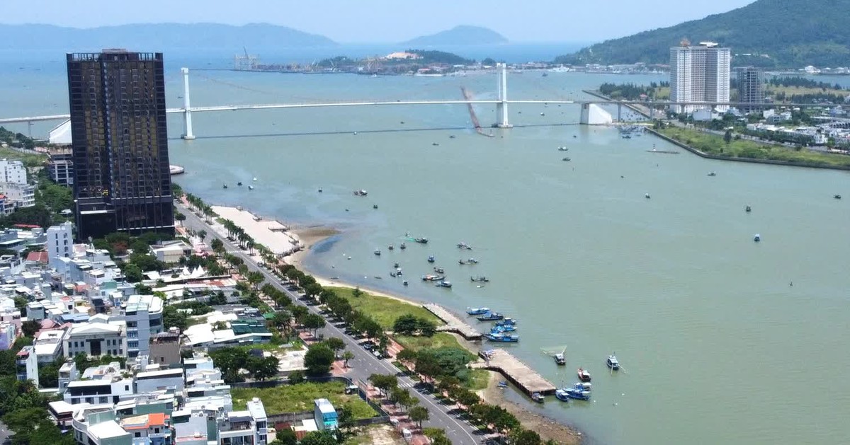 Xử lý tình trạng mang loa kẹo kéo hát karaoke ồn ào bên sông Hàn