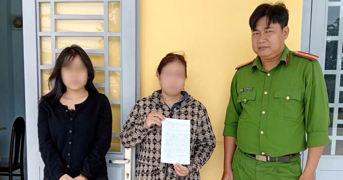 Công an ngăn hai cô gái 19, 20 tuổi qua Campuchia làm việc theo thông tin Facebook