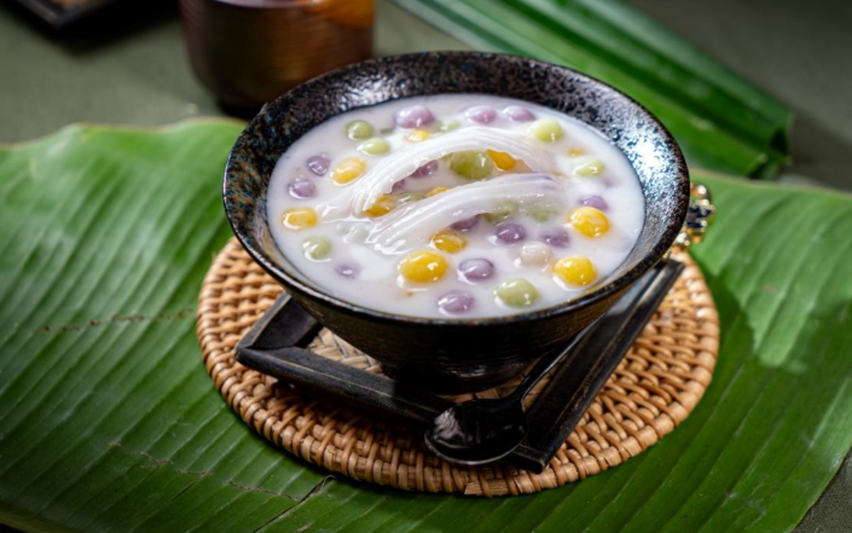 Bualoi là tên món tráng miệng ngọt ngào của Thái Lan, thành tên cơn bão mạnh dữ dội