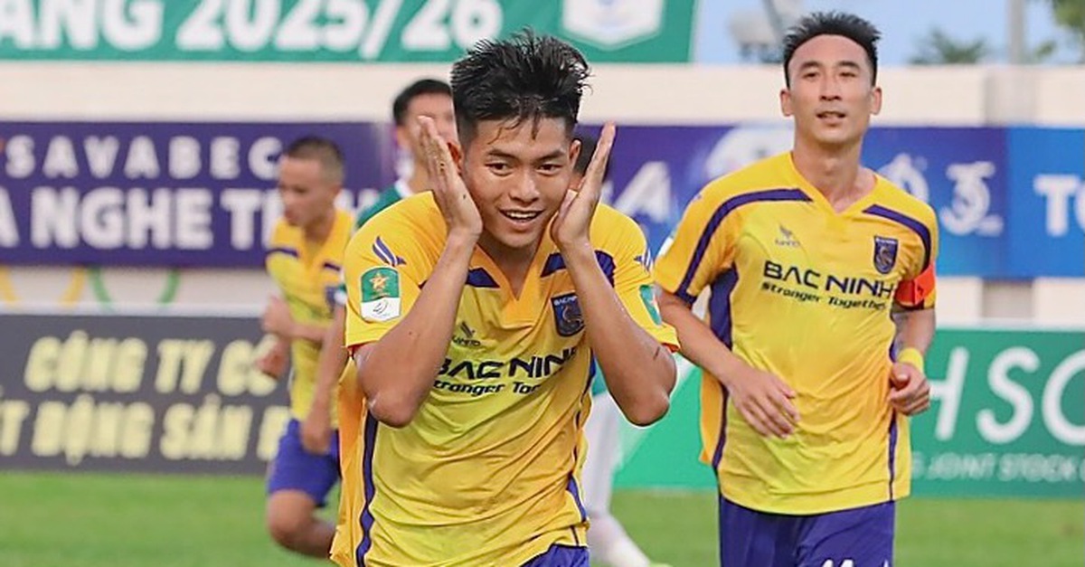 Có ông Park dự khán, CLB Bắc Ninh thắng trận đầu tiên ở Giải hạng nhất