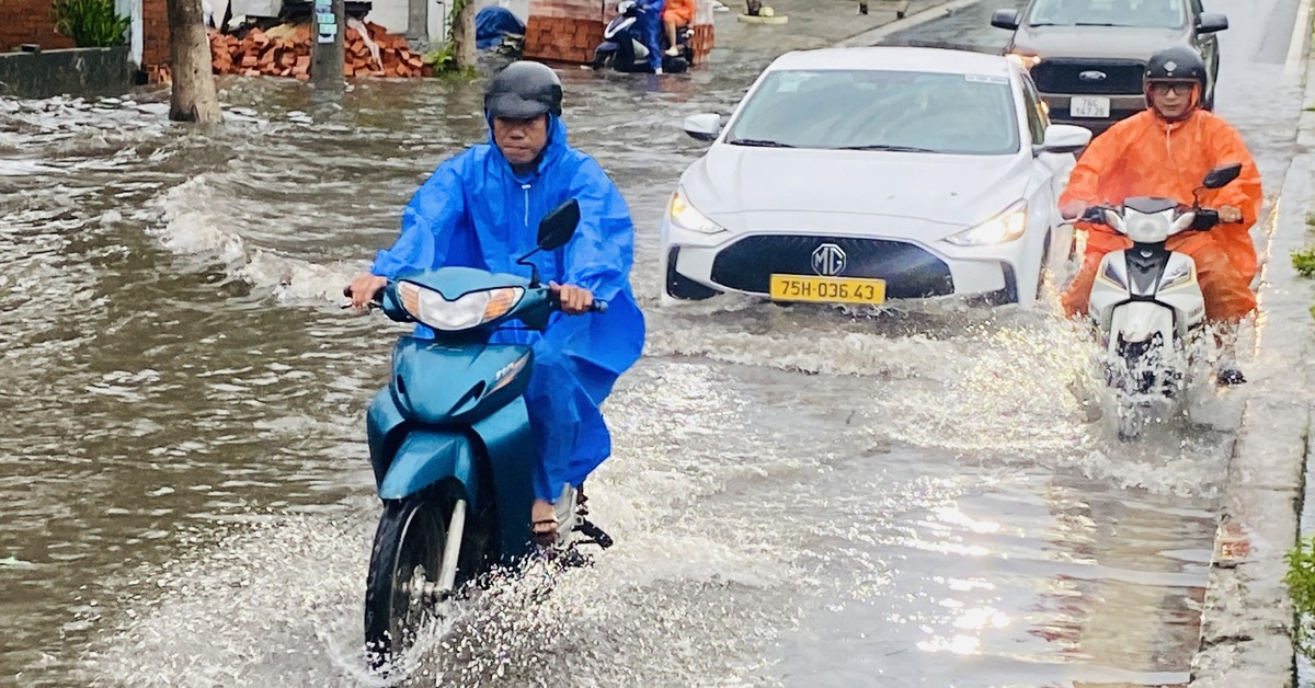 Đường nối Đà Nẵng - Hội An: Ven biển mà 'hở tí là ngập'
