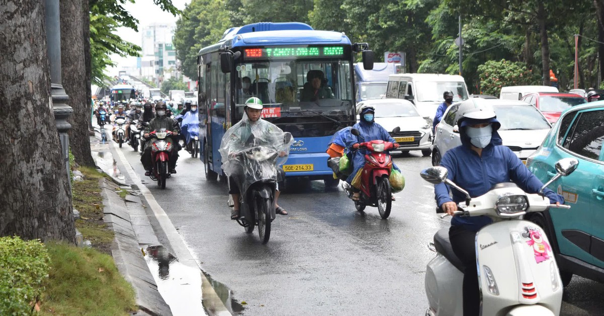 Tin tức sáng 28-9: TP.HCM sẽ mở xe buýt từ Bến Thành đi trung tâm Bình Dương, Bà Rịa - Vũng Tàu