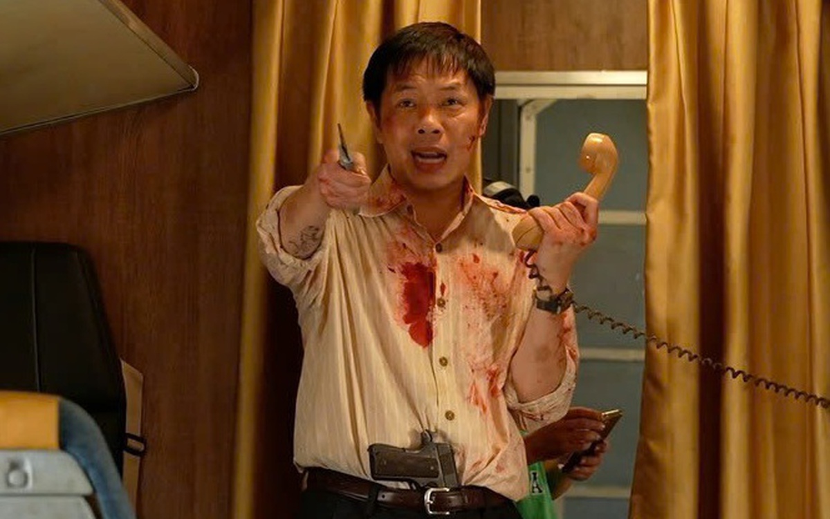 Tử chiến trên không tiếp tục dẫn đầu phòng vé