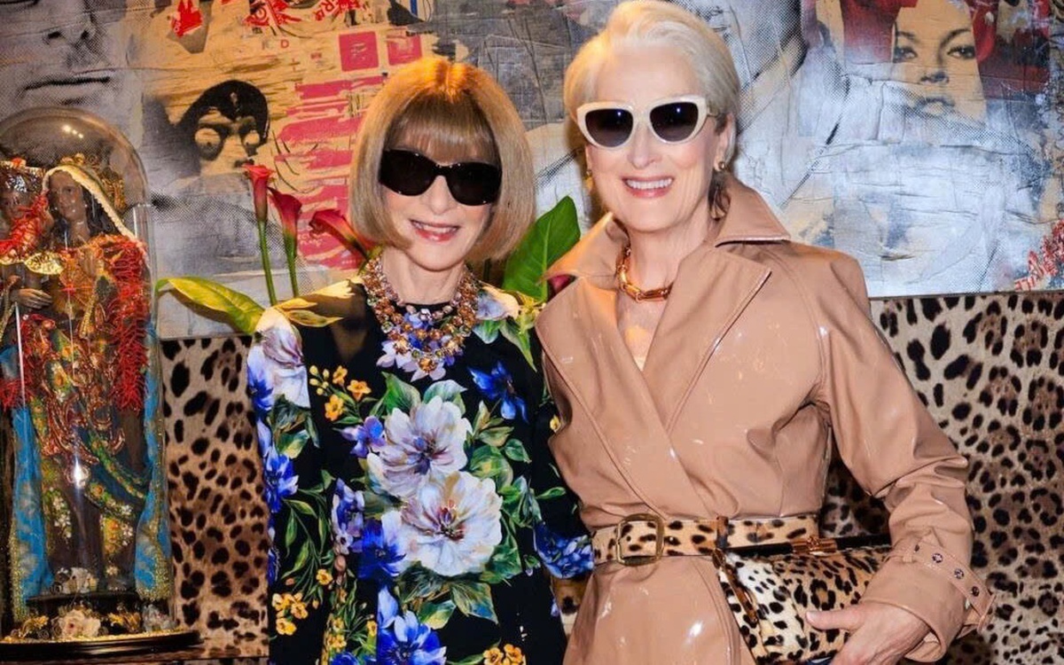 Meryl Streep gặp Anna Wintour tại Tuần lễ thời trang Milan khi quay The Devil Wears Prada 2
