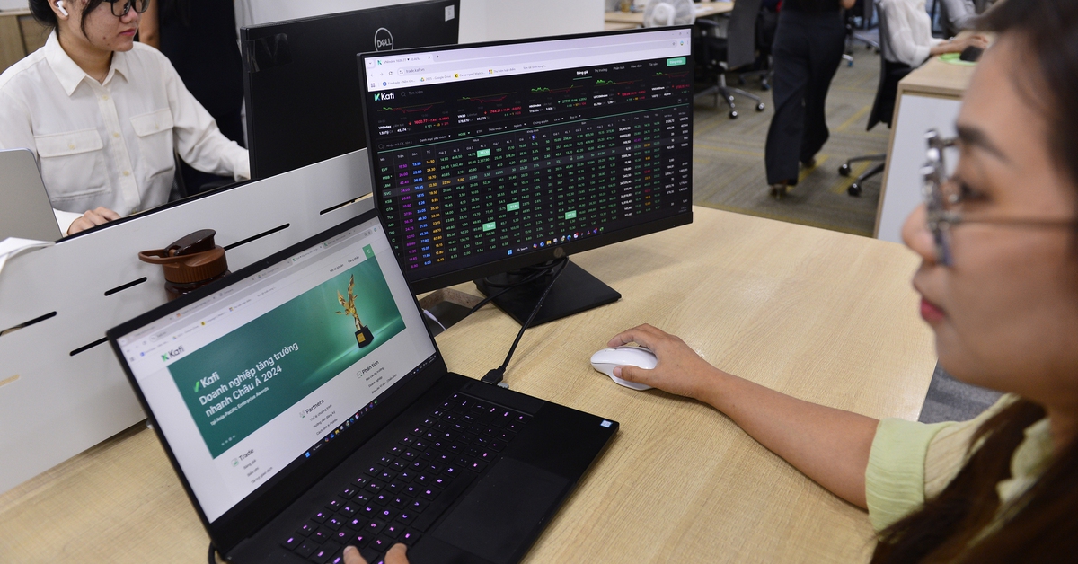 Nhiều cổ phiếu về giá hợp lý sau tháng 'liêu xiêu', chứng khoán sắp tới ra sao?