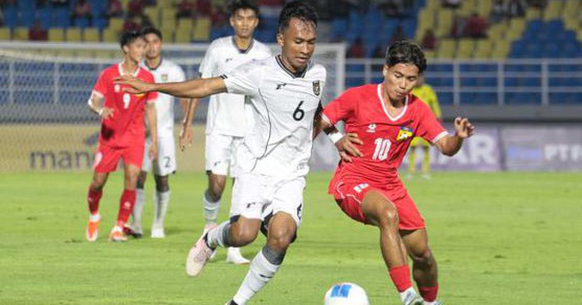 Chuyên gia bóng đá Indonesia phát biểu 'U23 Lào dựng xe buýt giống Việt Nam' gây tranh cãi