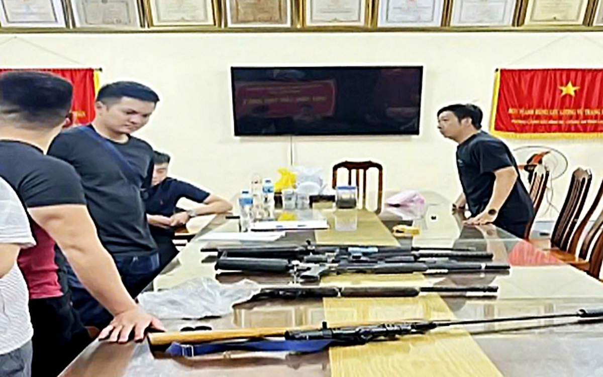 Mua súng trên mạng để săn thú rừng, bị tạm giữ vì tàng trữ vũ khí quân dụng