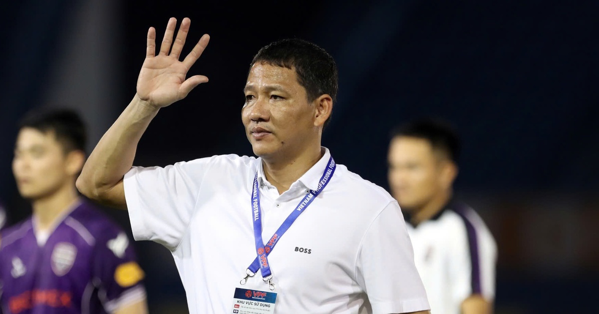 HLV Anh Đức từ chức CLB Becamex TP.HCM, ông Đặng Trần Chỉnh tạm quyền