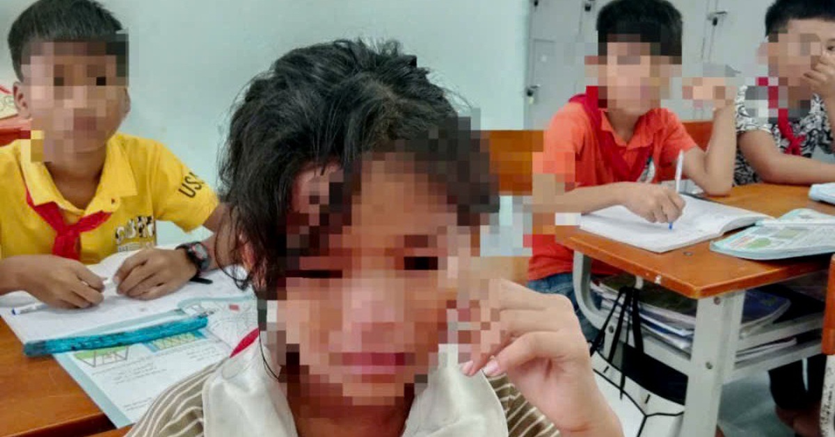 Học sinh bán trú đồng loạt không đi học sau vụ ngộ độc, phụ huynh nói ‘không yên tâm’