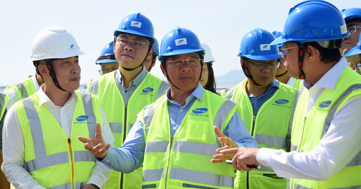 Bàu Bàng - Cái Mép: Đường sắt xuyên tâm cập mạn siêu tàu