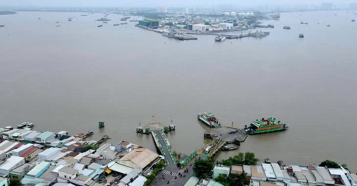 Chủ đầu tư khu đô thị lấn biển Cần Giờ tài trợ ba phà 200 tấn cho phà Bình Khánh