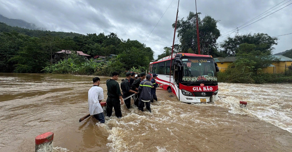 Thời tiết hôm nay 1-10: Mưa to bao phủ miền Bắc; miền Nam nhiều mây, mưa rào