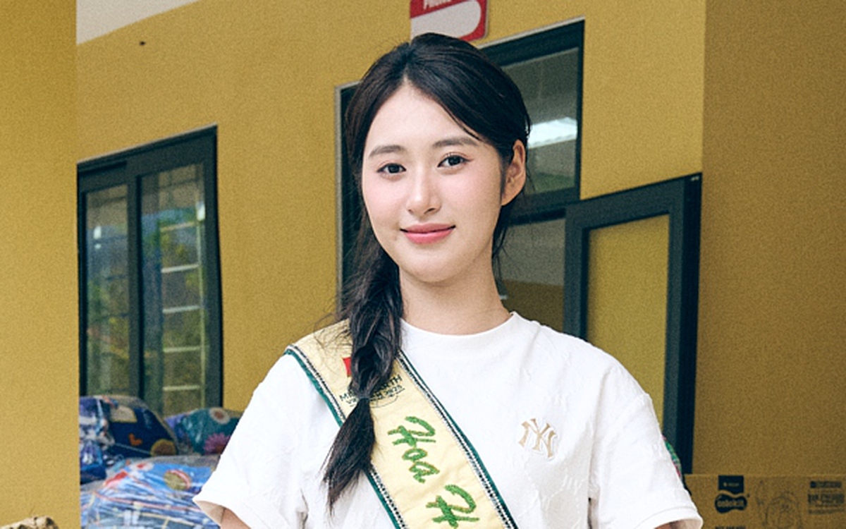 Hoa hậu Trái đất Việt Nam Trâm Anh tặng quà cho trẻ em Tây Bắc đầu năm học mới