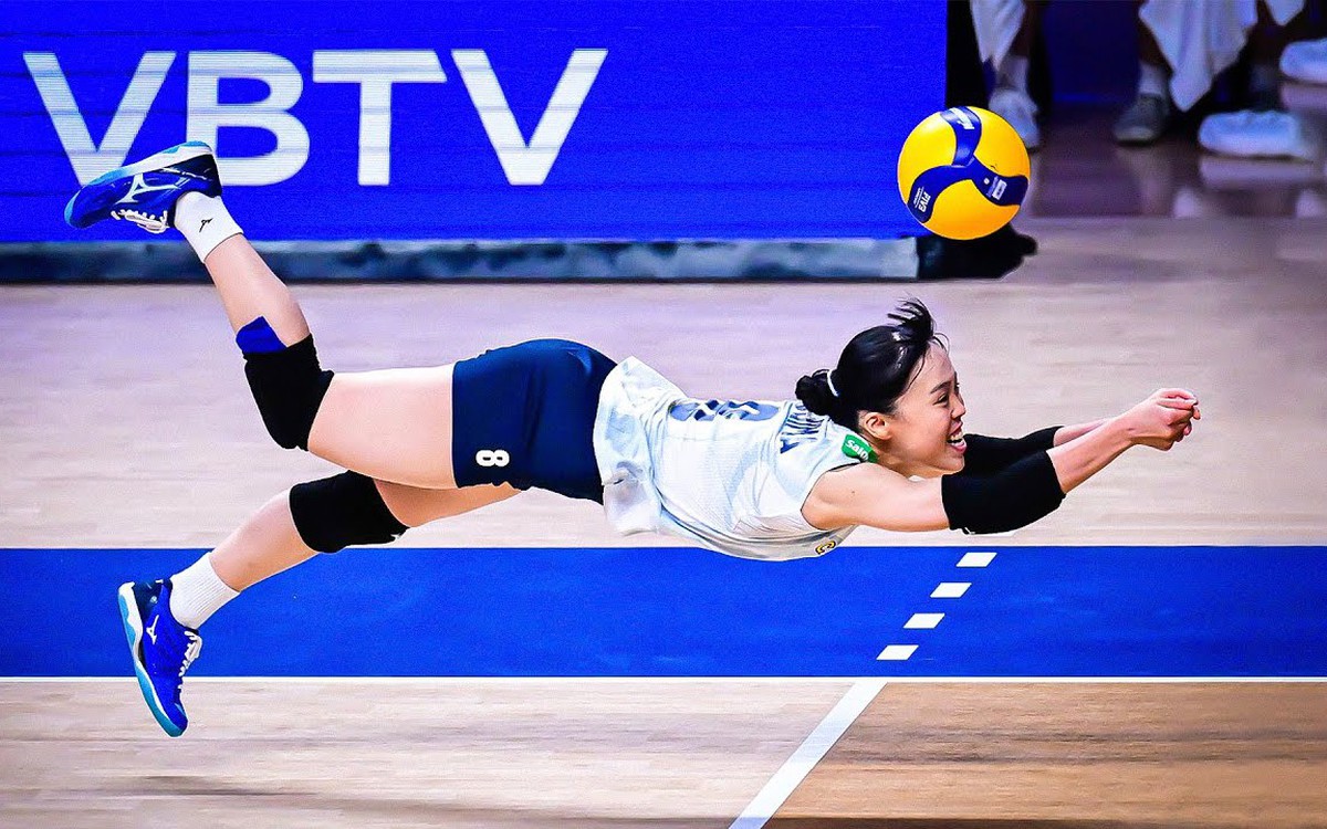 Cô gái cao 1m58 khuynh đảo làng bóng chuyền thế giới