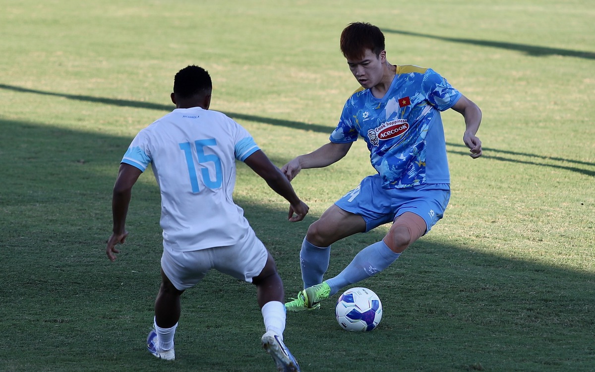 Tuyển Việt Nam thua đậm CLB Nam Định