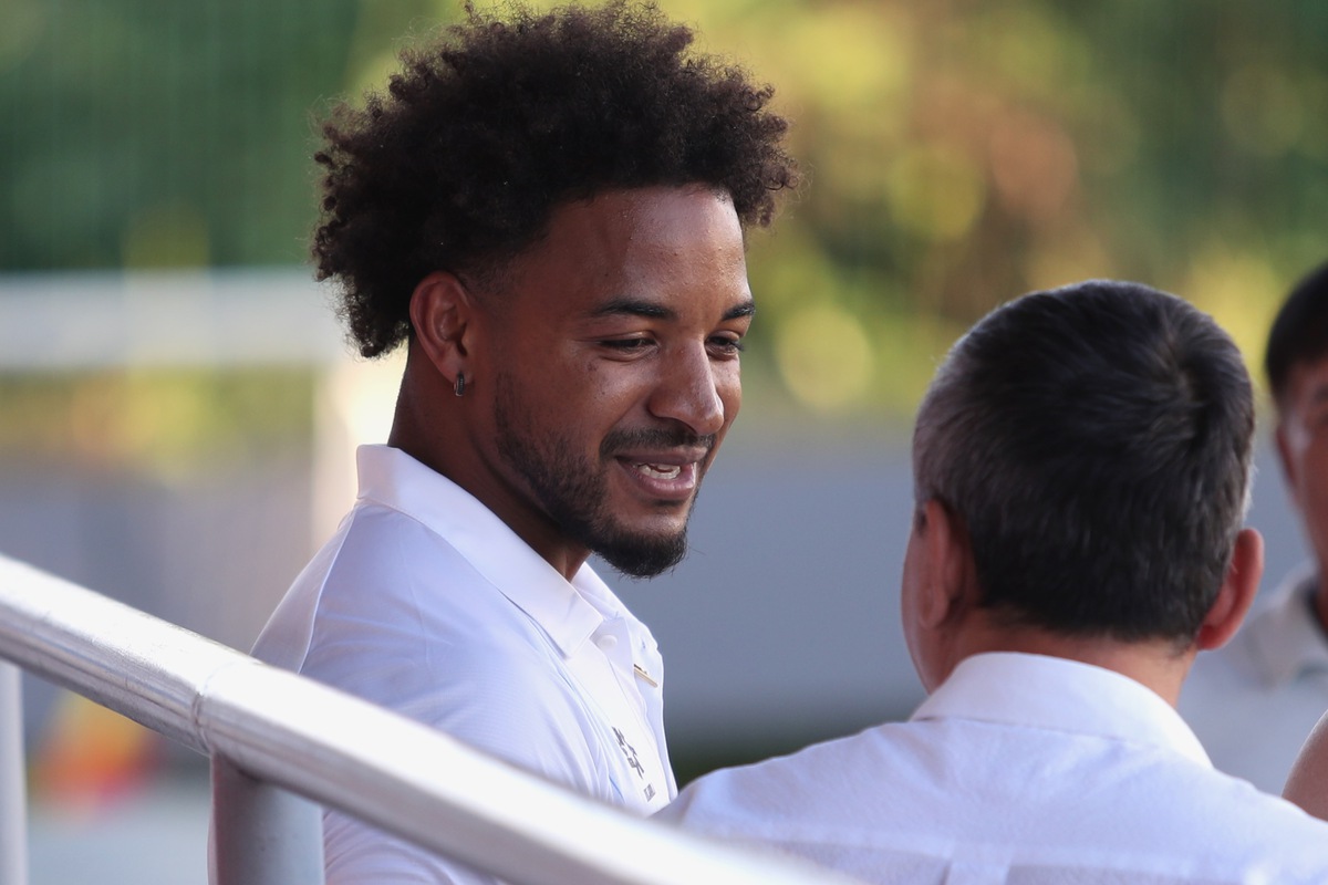 Nguyễn Xuân Son muốn giúp tuyển Việt Nam dự World Cup 2030