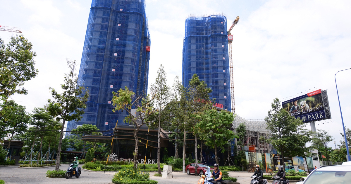 Tin tức sáng 6-9: Lãi nhóm bất động sản tăng mạnh; Xử phạt một công ty đa cấp tại TP.HCM