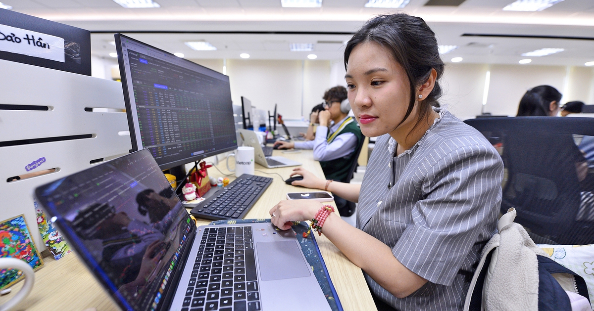 Chứng khoán Việt chờ sản phẩm mới