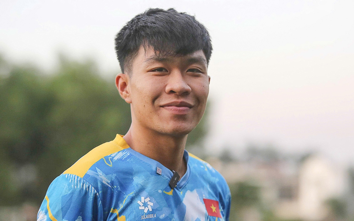 Phạm Lý Đức nhắc 'phải cẩn trọng' trước U23 Singapore