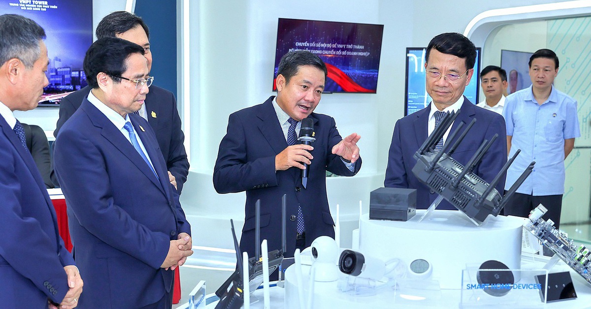 Thủ tướng: VNPT cần chủ động nghiên cứu, làm chủ, ứng dụng các công nghệ lõi