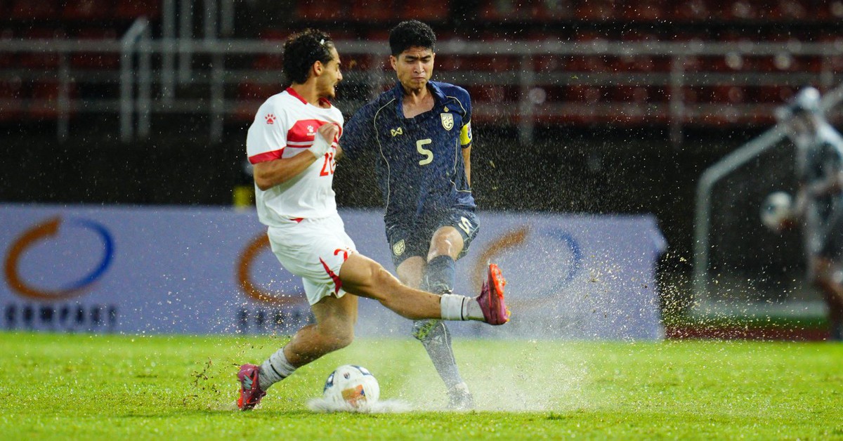 U23 Thái Lan và Lebanon hòa nhau trong trận 'thủy chiến'