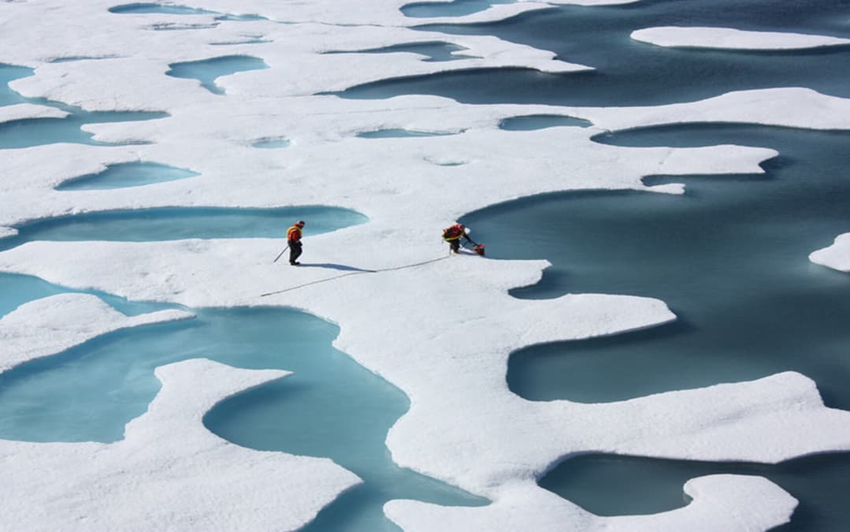 Nghiên cứu mới thách thức giả thiết tồn tại 200 năm qua về lý do băng trơn trượt