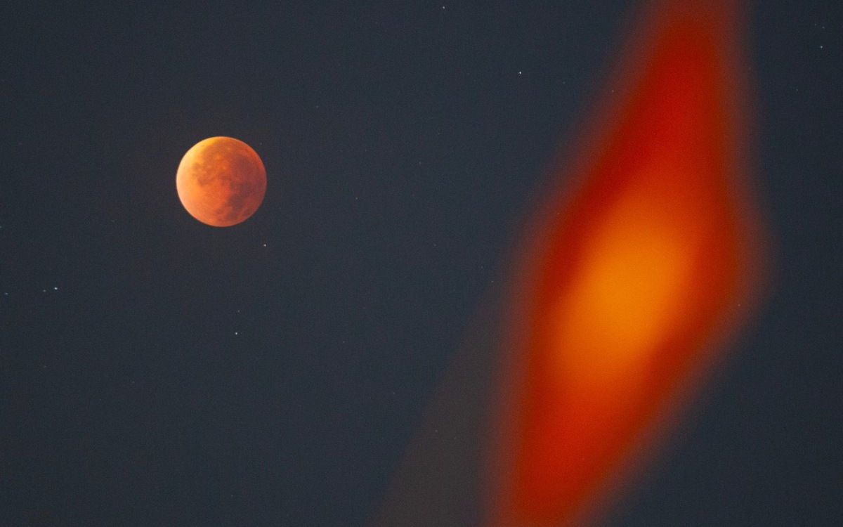 Những hình ảnh 'trăng máu' ở Việt Nam