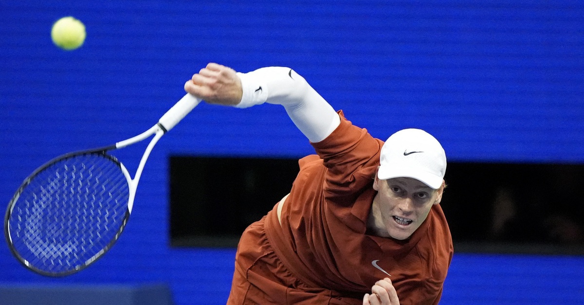 Vì sao Sinner giao bóng kém tại US Open 2025?