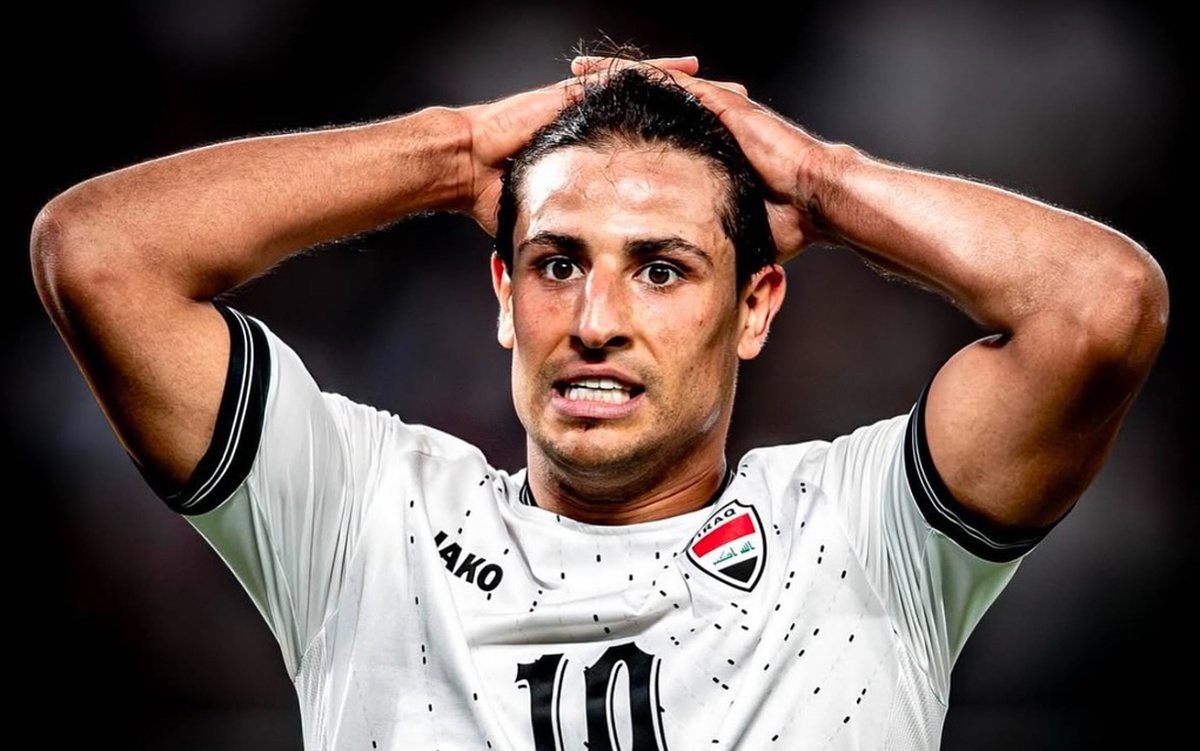 Cư dân mạng Thái Lan tấn công tiền đạo Iraq đá xấu với Chanathip