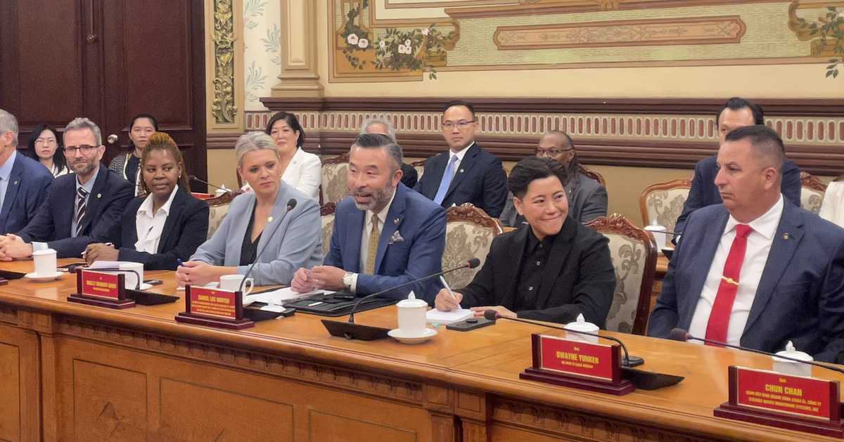 Hạ nghị sĩ Daniel Lộc Nguyễn: Ngành nội thất Việt Nam có thể dùng gỗ Mỹ để tránh thuế quan