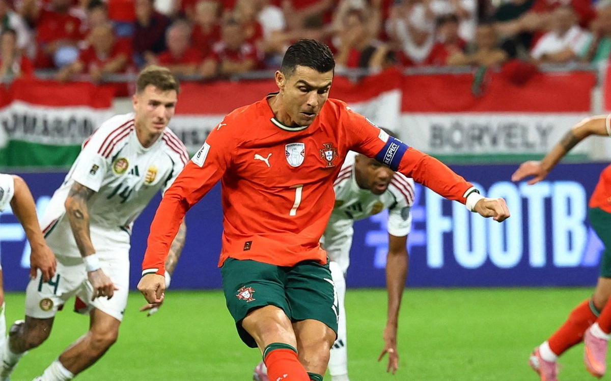 Ronaldo ghi bàn thứ 943, đưa Bồ Đào Nha tiến gần World Cup