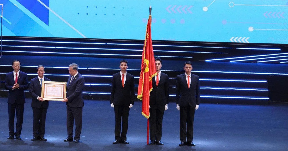 Lễ kỷ niệm 80 năm truyền thống ngành giáo dục và khai giảng năm mới