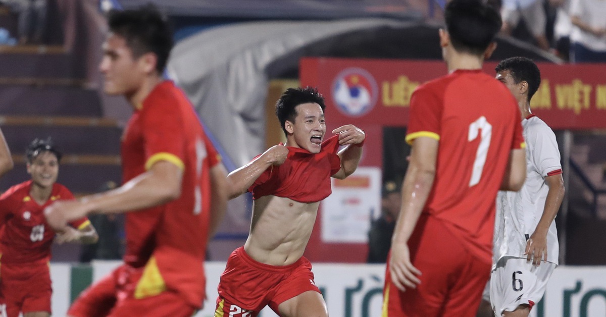 U23 Việt Nam - U23 Yemen (Hiệp 2) 1-0: Thanh Nhàn mở tỉ số