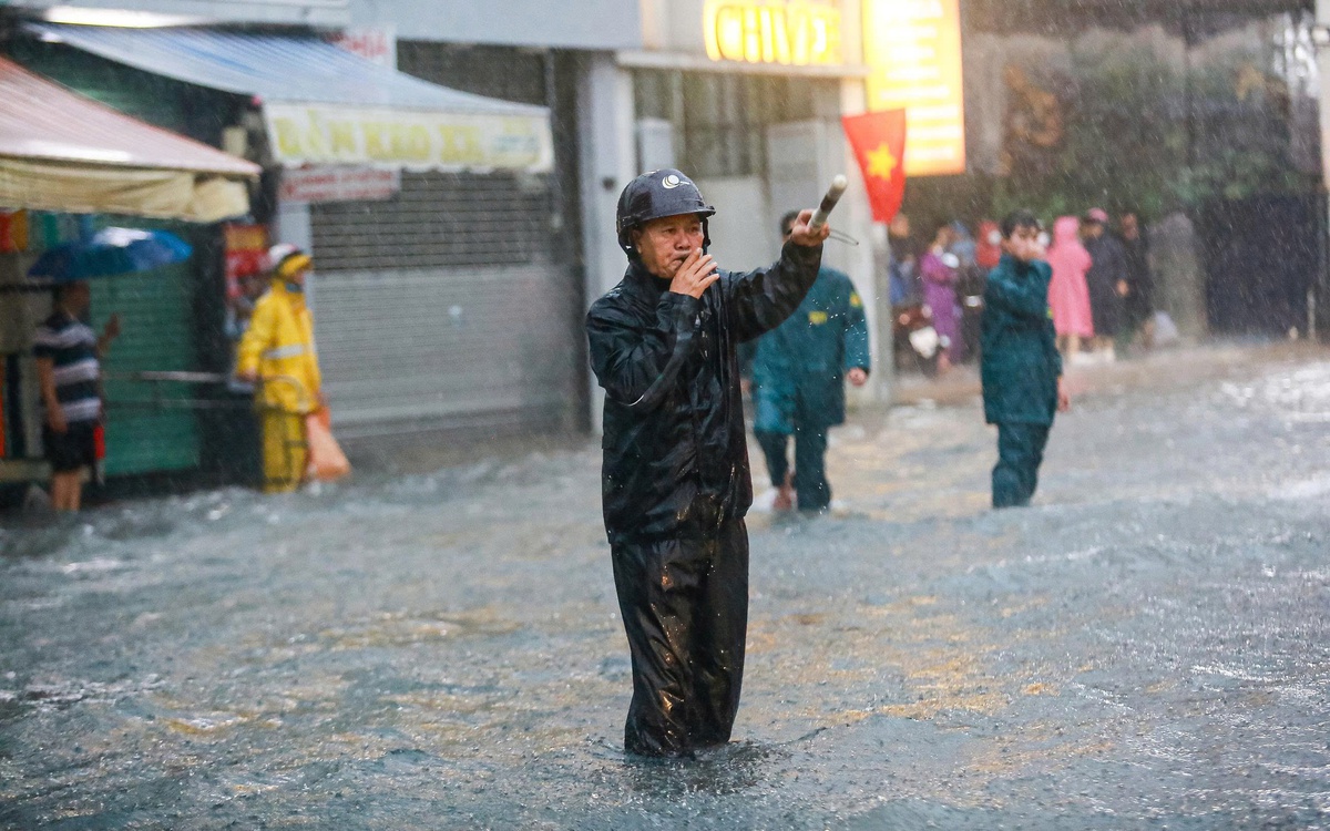 Mưa, triều cường, sụt lún đều tăng, lo TP.HCM ngập nặng trong 3 tháng tới