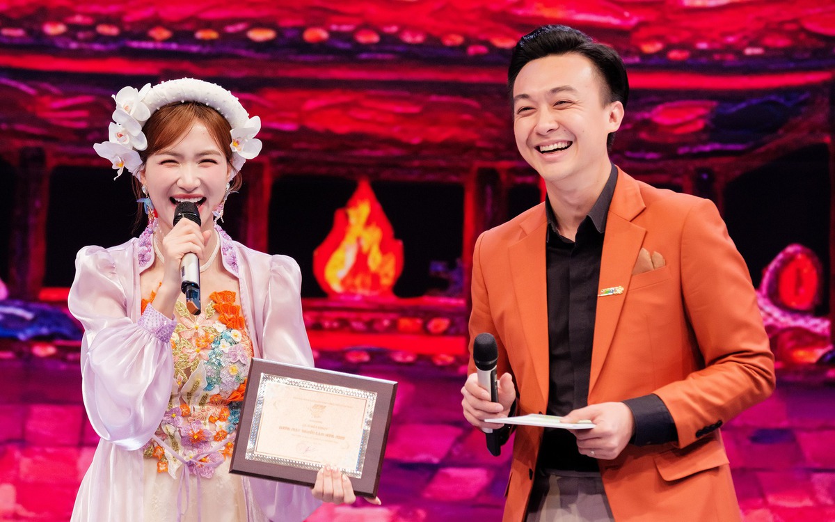 Hòa Minzy, Nguyễn Văn Chung, Võ Hạ Trâm, phim Mưa đỏ, MV Made in Vietnam được HTV vinh danh