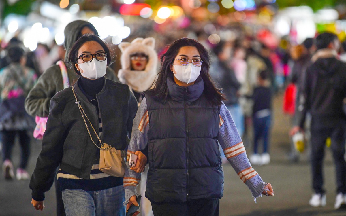 Thời tiết hôm nay 2-1: Bắc Bộ chìm trong giá rét, Đông Nam Bộ sáng mát lạnh