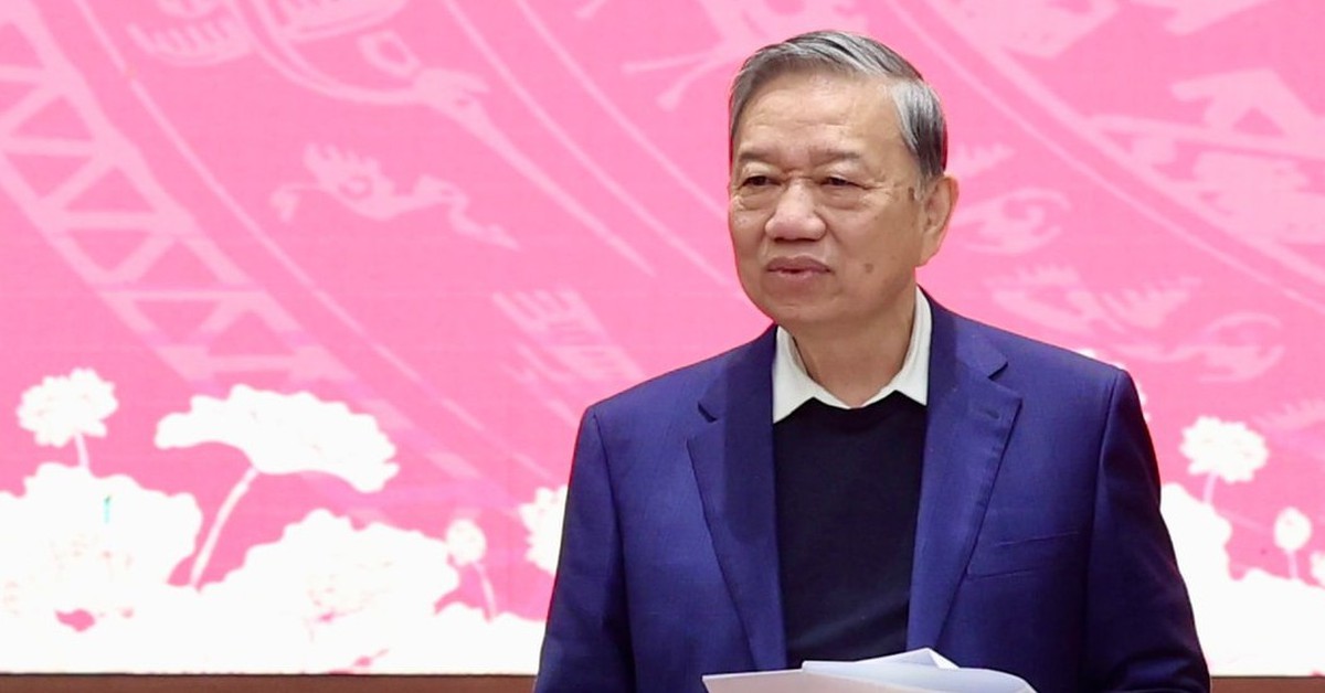 Tổng Bí thư, Thủ tướng, Chủ tịch Quốc hội cùng làm việc với Thành ủy Hà Nội về quy hoạch 100 năm