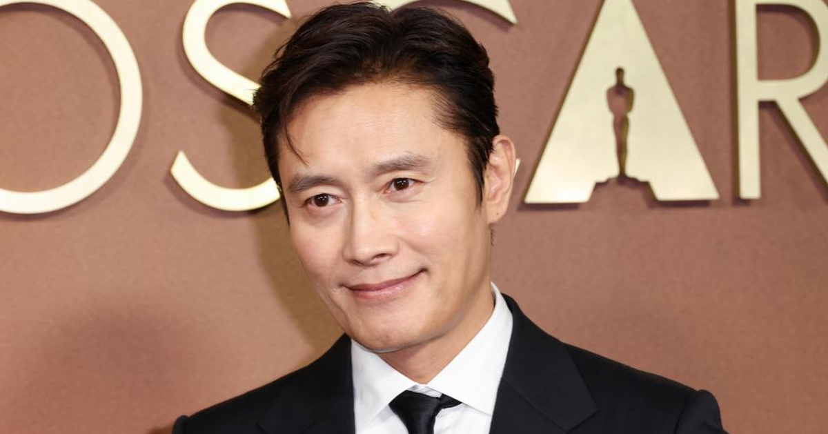 Lee Byung Hun có cảm giác 'như đang mơ' khi nói về đề cử Quả cầu vàng