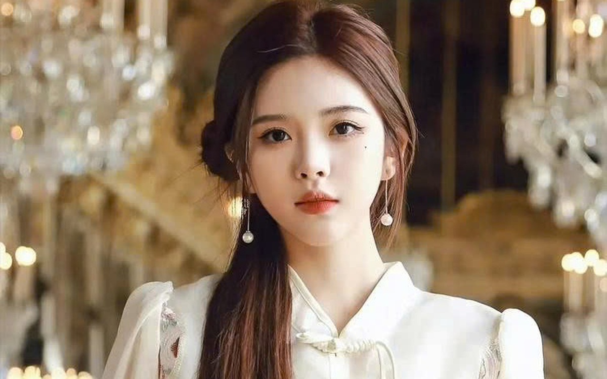 Hot girl Douyin Bành Thập Lục bị 'phong sát' vì trốn thuế 2,16 triệu tệ