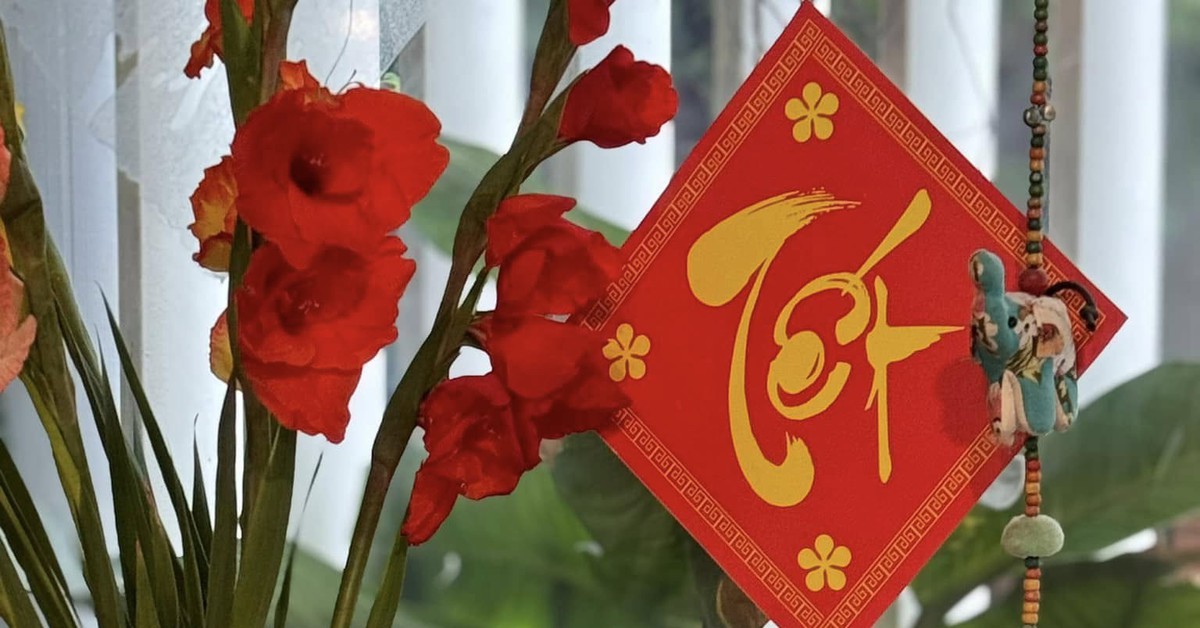 Mệt mỏi khi năm nào vợ cũng 'mặt nặng mày nhẹ' chuyện ăn Tết ở đâu