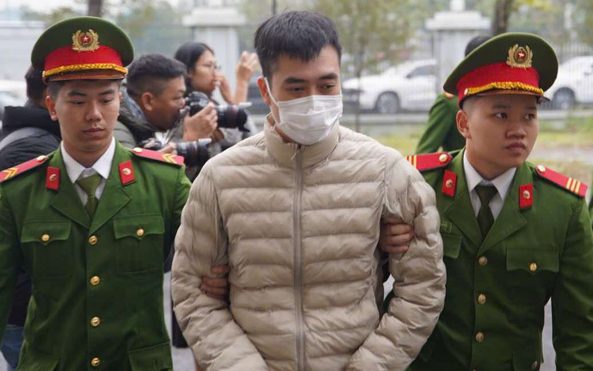 'Ông trùm' sữa giả Hiup lãnh 30 năm tù, hai phó tổng giám đốc lãnh 26 và 28 năm tù