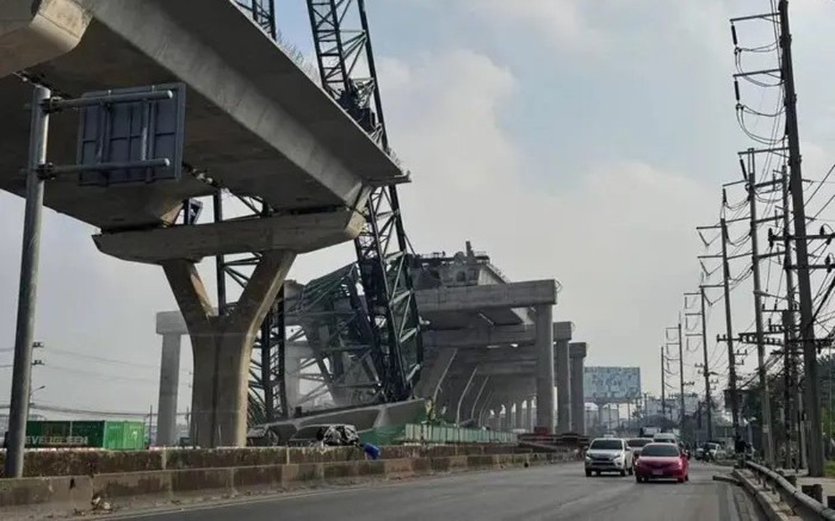 Lại sập cần cẩu ở Thái Lan, 2 người thiệt mạng