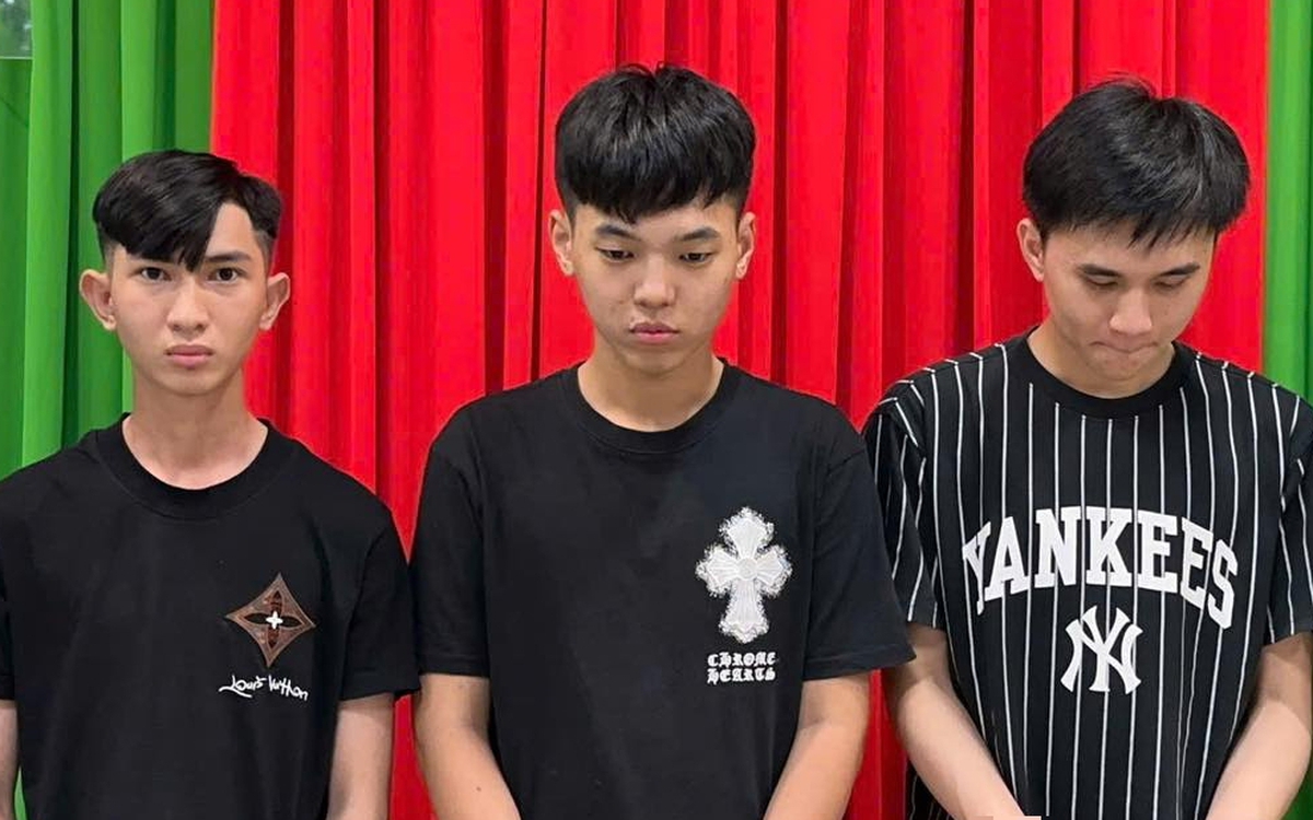 Bắt nhóm thanh niên chém nạn nhân may 5 mũi gần cầu Ba Son