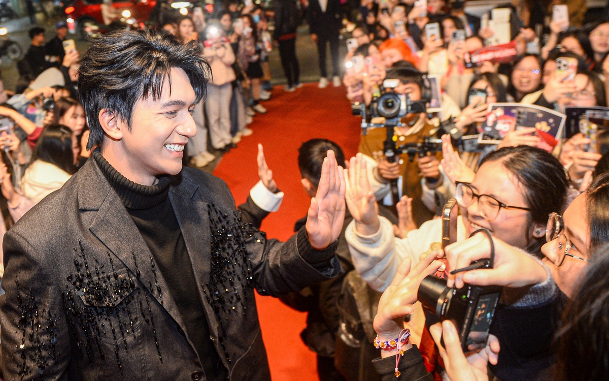 What did the President of the Vietnam Cinema Association say about the information about the Kite Award that owes cash?