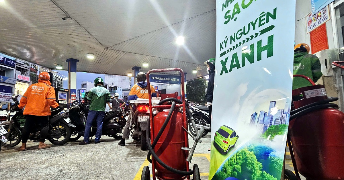 Ông Bùi Ngọc Bảo: Xăng sinh học E10 lưu thông thành E8 mà bị coi là hàng giả là bất công