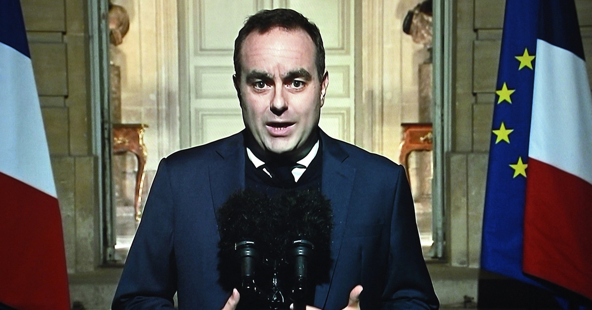 Chính phủ Pháp tính chi tiền hỗ trợ bữa ăn giá rẻ cho sinh viên