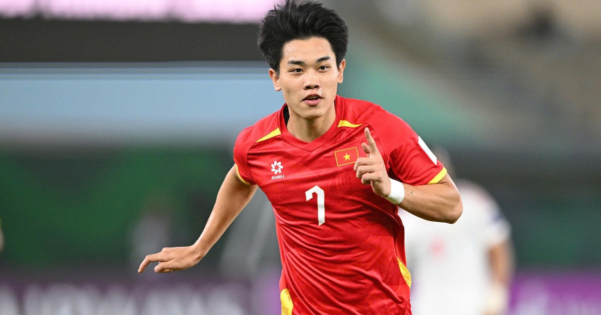 Tốc độ gây sốc của Đình Bắc, kém chuẩn 'ưu tú' ở châu Âu 0,01 giây