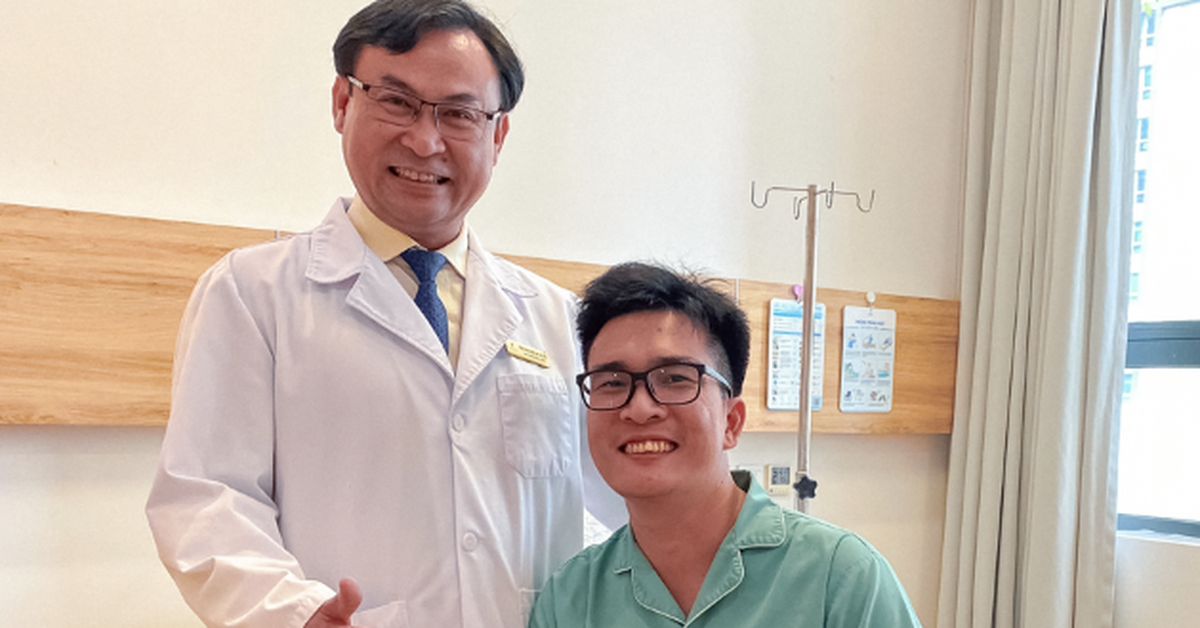 Từ Singapore về Vinmec tại Việt Nam chữa trị, bệnh nhân chấm dứt cơn đau dai dẳng kéo dài suốt 7 năm