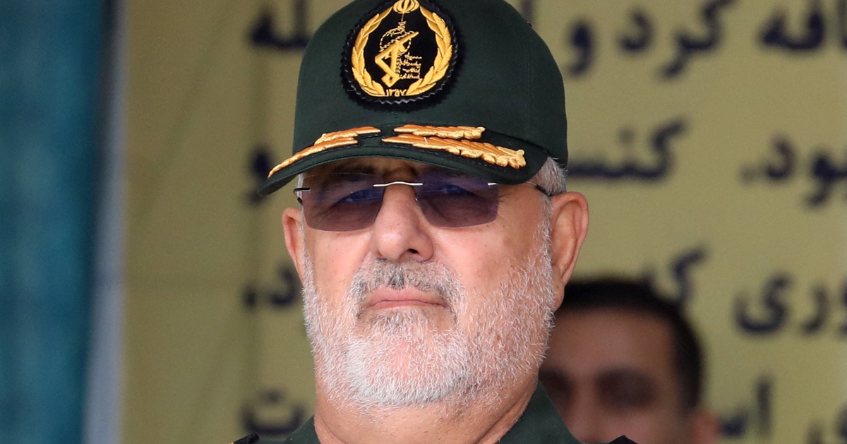 Iran tuyên bố 'tay đặt trên cò súng', nhắc nhở Mỹ và Israel tránh mắc sai lầm