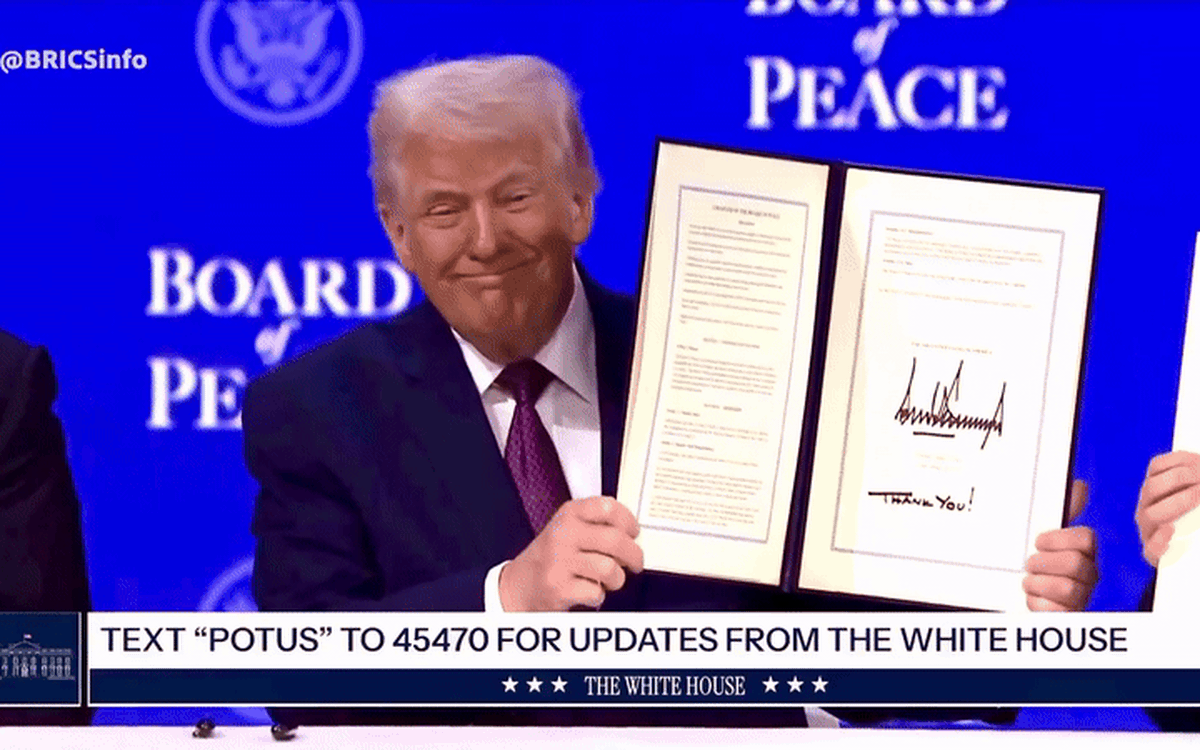 Ông Trump chính thức ra mắt Hội đồng Hòa bình, ca ngợi các thành viên là 'những ngôi sao'